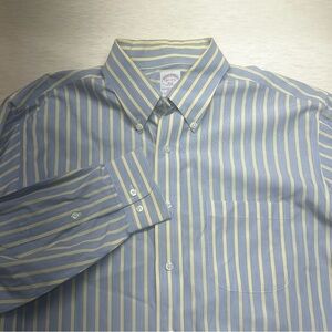 Brooks Brothers Shirt Mens 16.5 White Blue Yellow Cotton Button Up